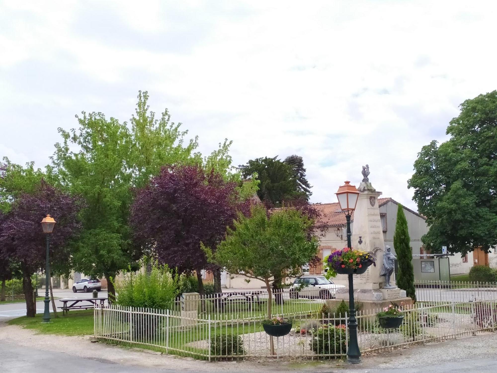 Duplex Casita Mia Chez Myriam Gite 3 Etoiles Climatise 4 Adultes 2 Chambres 3 Lits Terrasse Jardin Gragnague Exterior photo